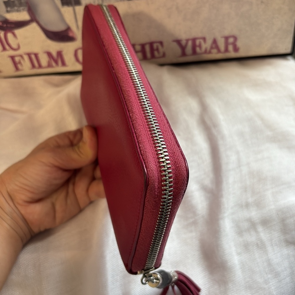 Gucci Leather Zip-Around Wallet with Tassel - Red - Picture 11 of 15